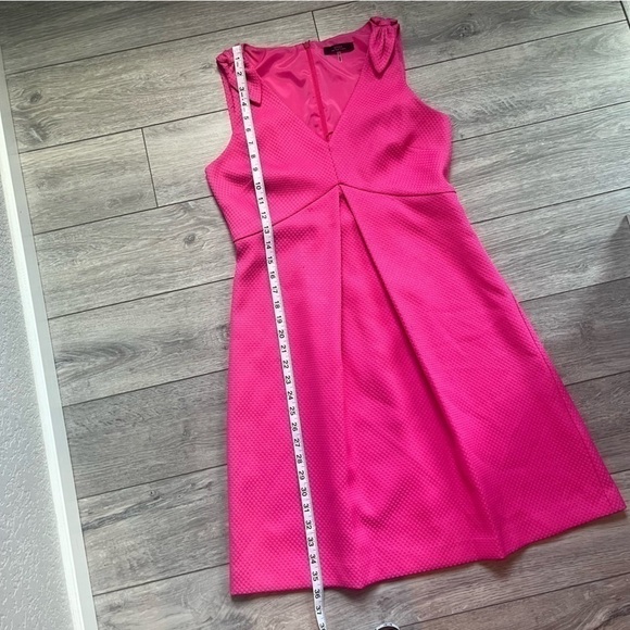 Trina Turk Hot Pink Observer Dress - Picture 5 of 7
